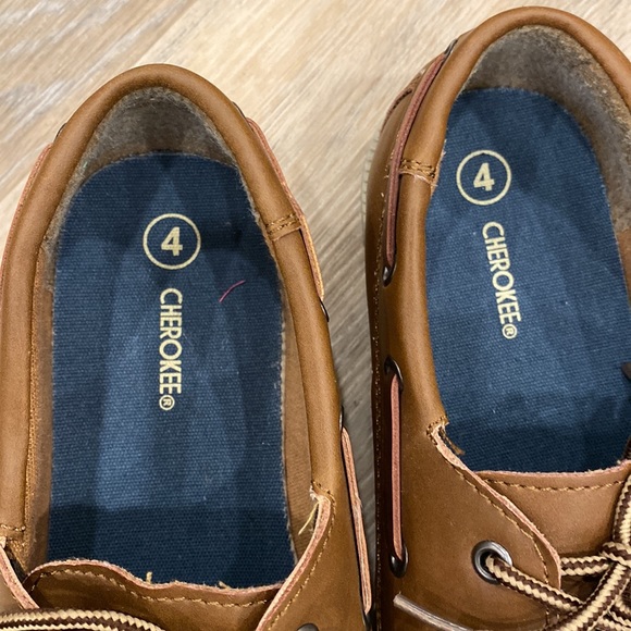 Cherokee boys brown leather boat shoe loafer/moccasin size 4 - Picture 2 of 4